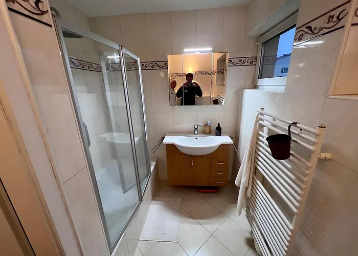 Salzburg Family & Business House * Hagenau